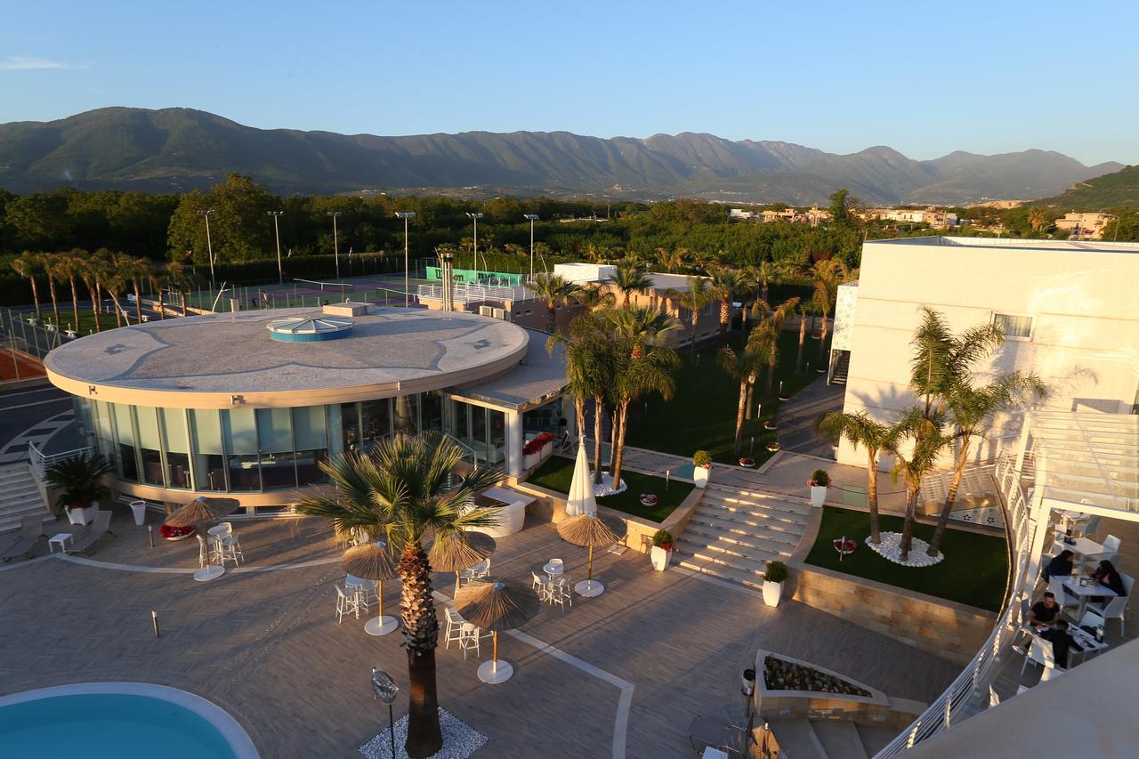 Dubaivillage Camposano Εξωτερικό φωτογραφία